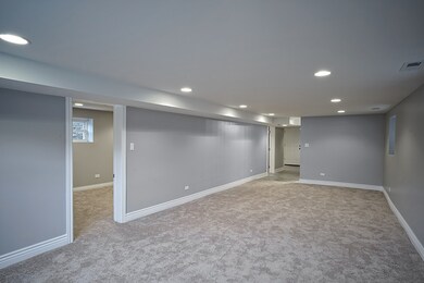 5112 W Wellington Ave, Chicago, IL 60641 - photo 7