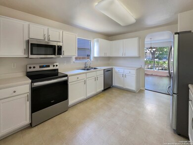 9823 Connemara Bend, San Antonio, TX 78254 - photo 2