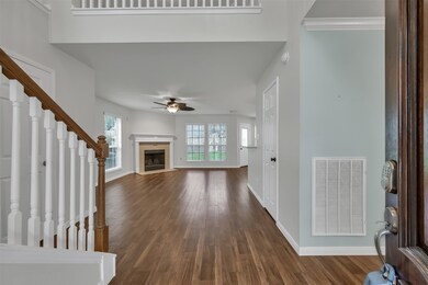 25711 Gamewood Ct, Spring, TX 77386 - photo 4