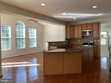 8379 Academy Rd, Ellicott City, MD 21043 - photo 4