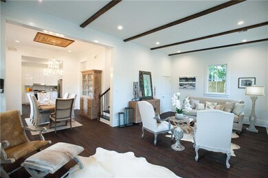 Open entryway looking into living and dinning room