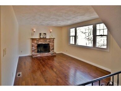 71 Pollard Rd, Plaistow, NH 03865 - photo 3