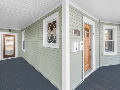 Front porch - 2 entrances