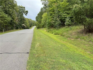 635 Rocky Cove Ln, Denton, NC 27239 - photo 7