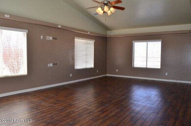 22020 N Dupont Dr, Paulden, AZ 86334 - photo 7