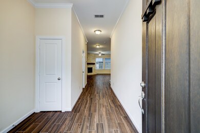 8915 Highgate Ln, Houston, TX 77080 - photo 2
