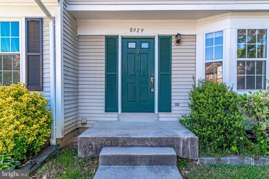 8929 Waldren Way, Lorton, VA 22079 - photo 4