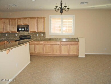 1738 Dining-Area