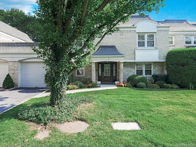 15 Fairway Cir S, Manhasset, NY 11030 - photo 2