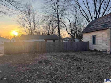 925 S 16th St, Terre Haute, IN 47807 - photo 3