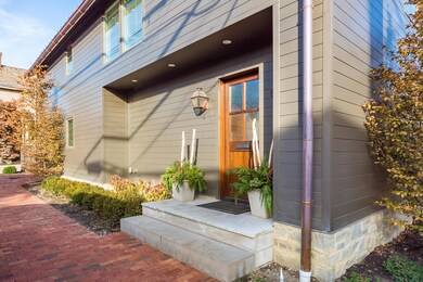 848 S Lazelle St, Columbus, OH 43206 - photo 2