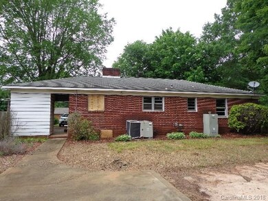 654 N Bost St unit 14, Statesville, NC 28677 - photo 3