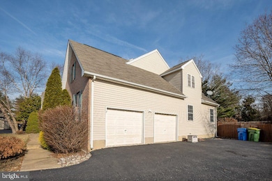 8 Remarkable Ct, Garnet Valley, PA 19060 - photo 3