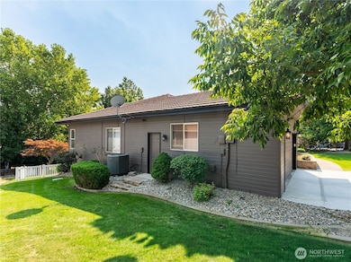 2013 Linville Dr, Wenatchee, WA 98801 - photo 5