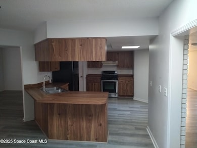 765 John Carroll Ln, Melbourne, FL 32904 - photo 4