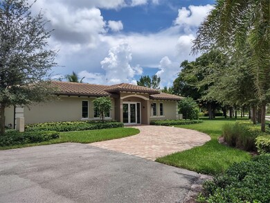 Hillcrest East 24 unit 405, Hollywood, FL 33021 - photo 2