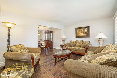 3148 Marc Dr, Sterling Heights, MI 48310 - photo 5