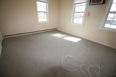 86 Baldwin St unit 1, Lowell, MA 01851 - photo 4