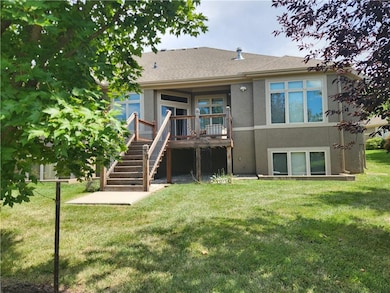 10996 S Parish St, Olathe, KS 66061 - photo 4