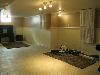 58 Hopewell Dr, Struthers, OH 44471 - photo 5