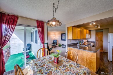 20183 Vikings Crest Loop NE unit 4-102, Poulsbo, WA 98370 - photo 7