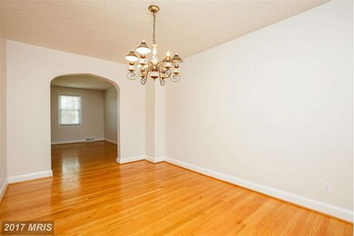 1048 Downton Rd, Halethorpe, MD 21227 - photo 6