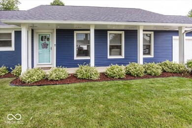 718 Meadow Ln, Plainfield, IN 46168 - photo 2