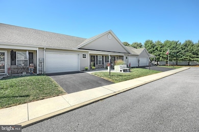 3690 Rye Ct unit 2, Dover, PA 17315 - photo 6