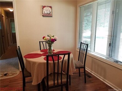 116 Atwood Dr, Hendersonville, NC 28792 - photo 5