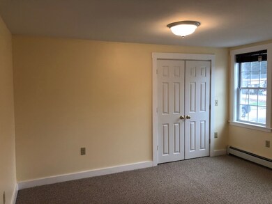 27 Ashuelot St unit B, Winchester, NH 03470 - photo 2