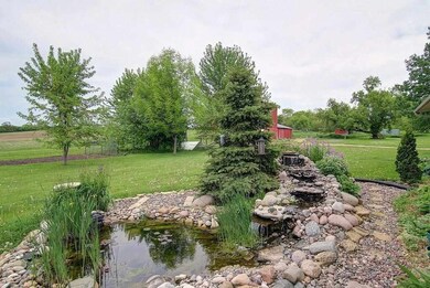 W1046 Horan Rd, Brooklyn, WI 53521 - photo 4