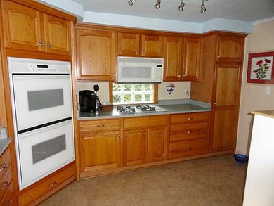 108 Water St, Edinboro, PA 16412 - photo 3