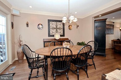 11923 Thurloe Dr, Lutherville Timonium, MD 21093 - photo 3