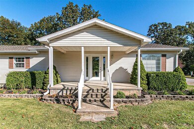 183 Macaw Ln, Poplar Bluff, MO 63901 - photo 2