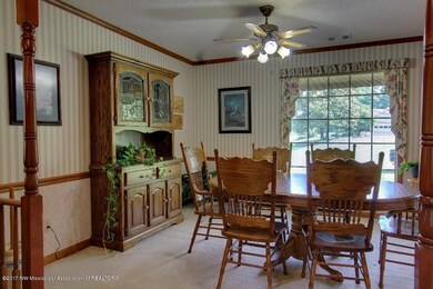 IMG_0889_90_91Interior