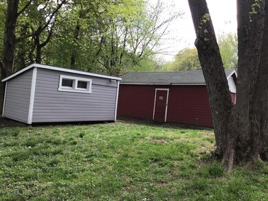 12 Laurel St, Greenfield, MA 01301 - photo 4