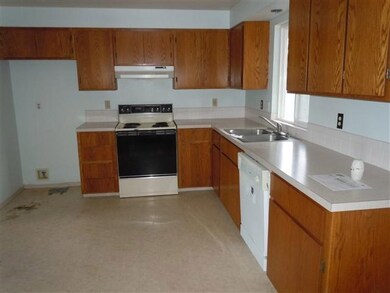 811 E Hawaii Ave, Nampa, ID 83686 - photo 3