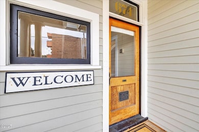 674 11th St, Astoria, OR 97103 - photo 4