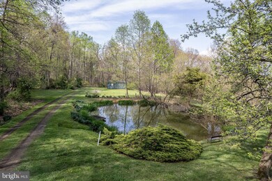 227 Skyview Ln, Winchester, VA 22603 - photo 2