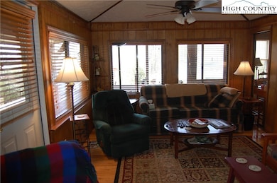 14 Briar Rd, Newland, NC 28657 - photo 5