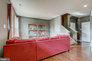 7105 Whitlow Ln, Glen Burnie, MD 21060 - photo 6