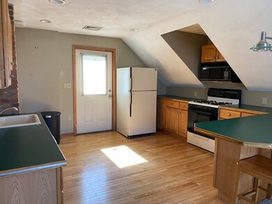 10 Summer St unit 2, Wakefield, MA 01880 - photo 2