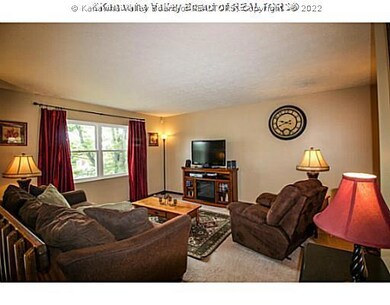 116 Timberlake Cir, Scott Depot, WV 25560 - photo 3