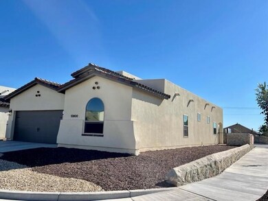 13800 Paseo de Plata Dr, El Paso, TX 79928 - photo 2