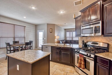 14355 Desert Sunset Dr, Horizon City, TX 79928 - photo 7