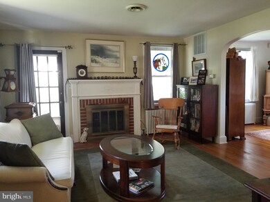 421 Forest View Rd, Linthicum Heights, MD 21090 - photo 6