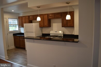 339 E 35th St, Wilmington, DE 19802 - photo 5