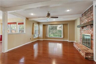 10411 Century Ln, Lenexa, KS 66215 - photo 6