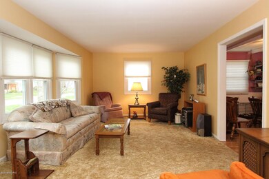 2541 Meyer Ave SW Wyoming MI-large-008-1