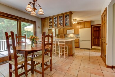 1211 Surrey Ct, Algonquin, IL 60102 - photo 5